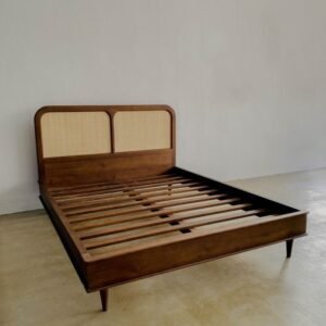 Tempat tidur jati  Plus rotan  dipan retro kayu jati Dipan Divan Jati - P 200 x L 160cm Furniture Jepara - Gambar 3