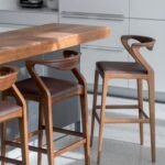 Kursi bar stool modern dudukan busa kursi bar kayu jati minimalis Indo Furniture Jepara